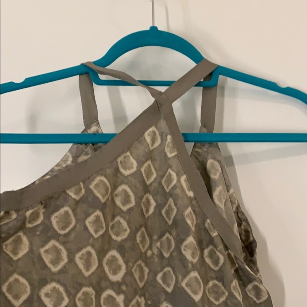 Patterned tank - Picture 2 of 2